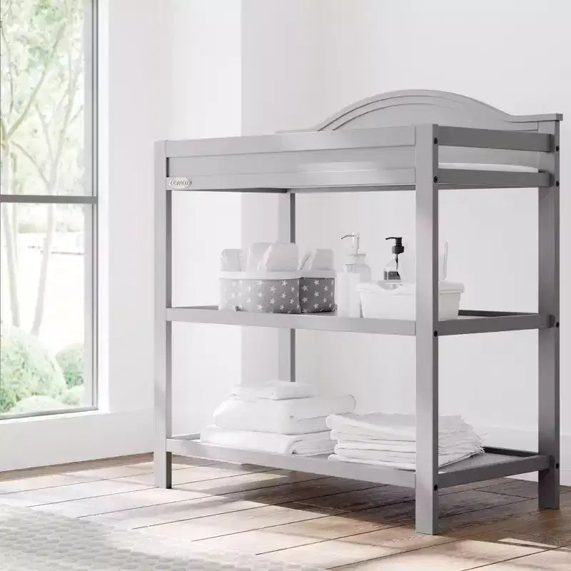 Table à langer avec matelas à langer résistant à l'eau