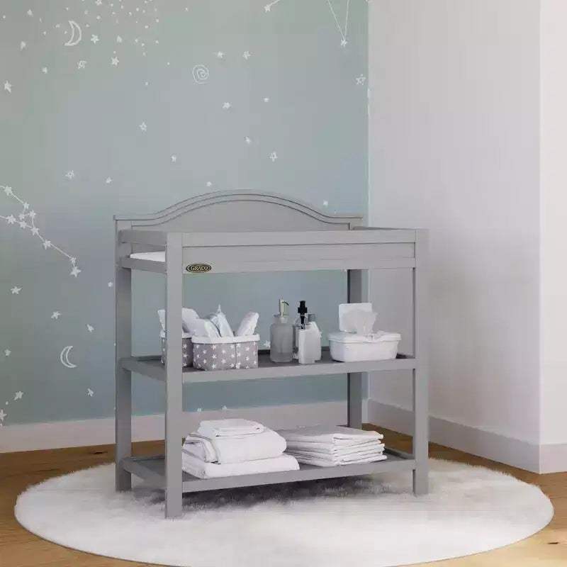 Table à langer avec matelas à langer résistant à l'eau