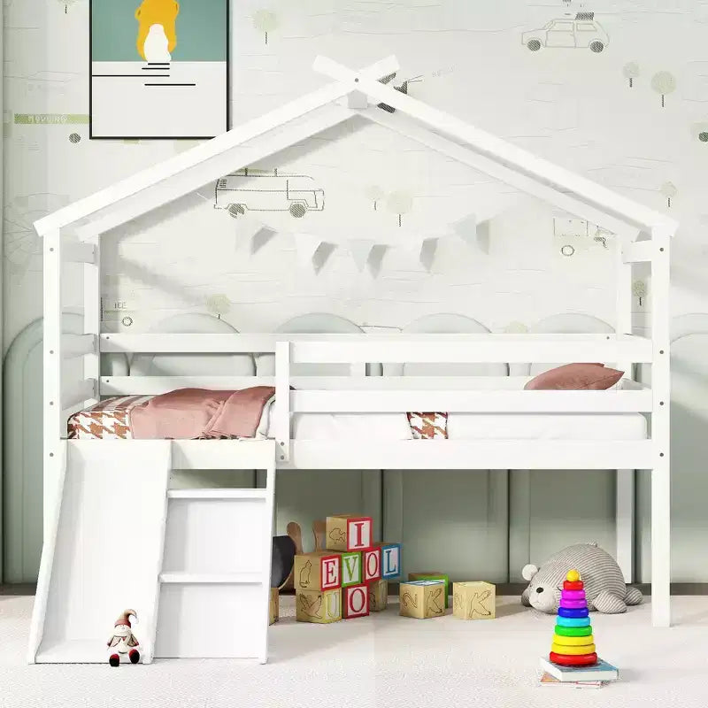Lit mezzanine bas pour enfants 81,7 po avec toboggan, lit simple avec échelle, garde-corps de sécurité et cadre de toit de maison, cadres de lit pour chambre d'enfant