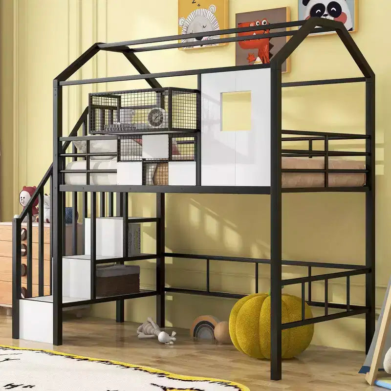 Lit mezzanine en métal de 93,7 pouces avec design de toit de maison, cadres de lit avec étagères de rangement et panier, lit simple pour salon, chambre à coucher