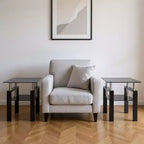 Ensemble de deux tables d'appoint carrées en verre noir et métal avec étagère